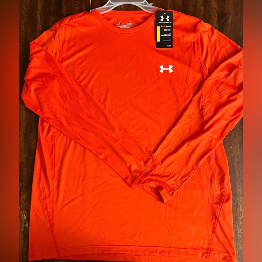New under armor long sleeve